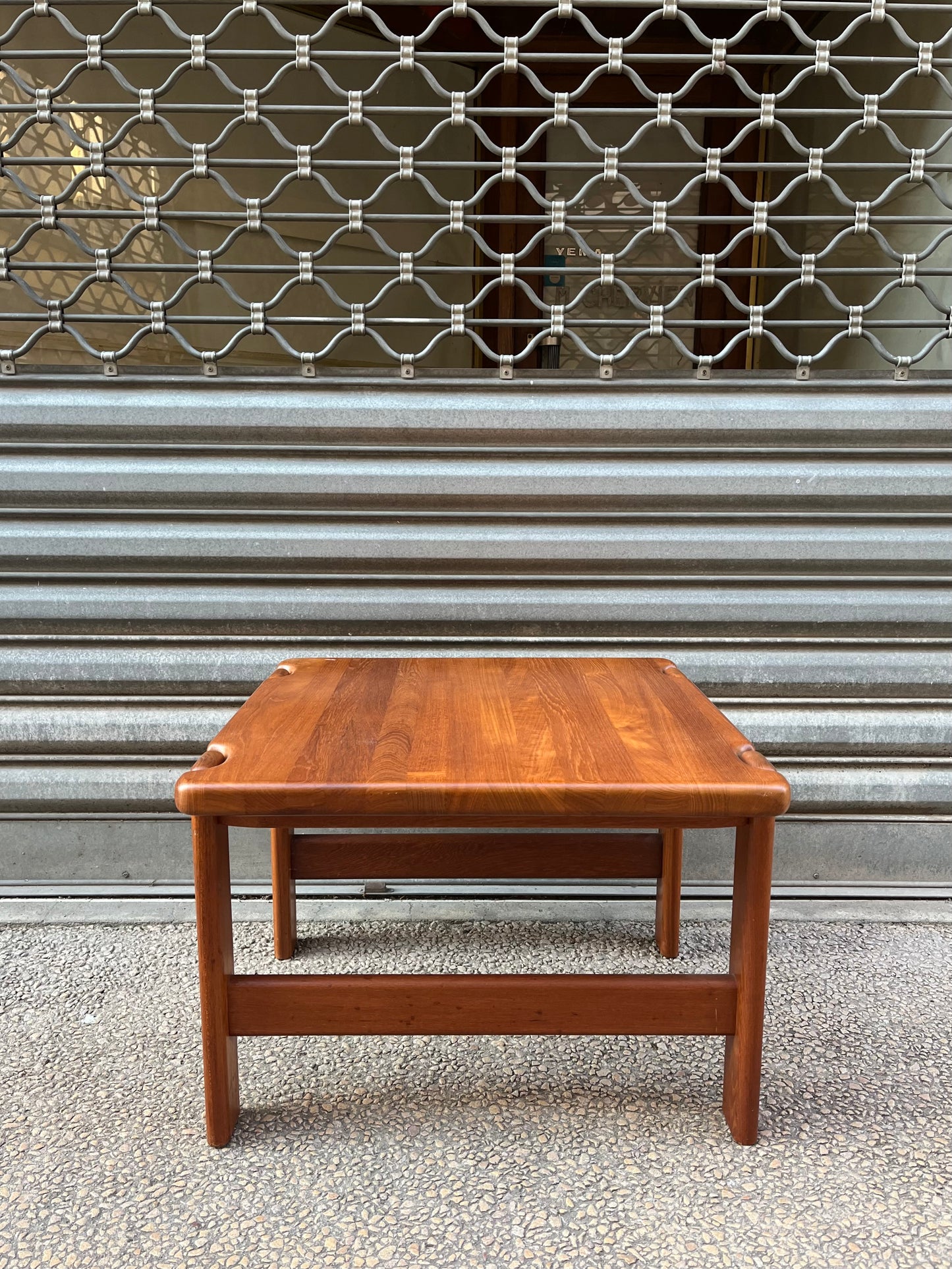 Table basse en teck Niels BACH