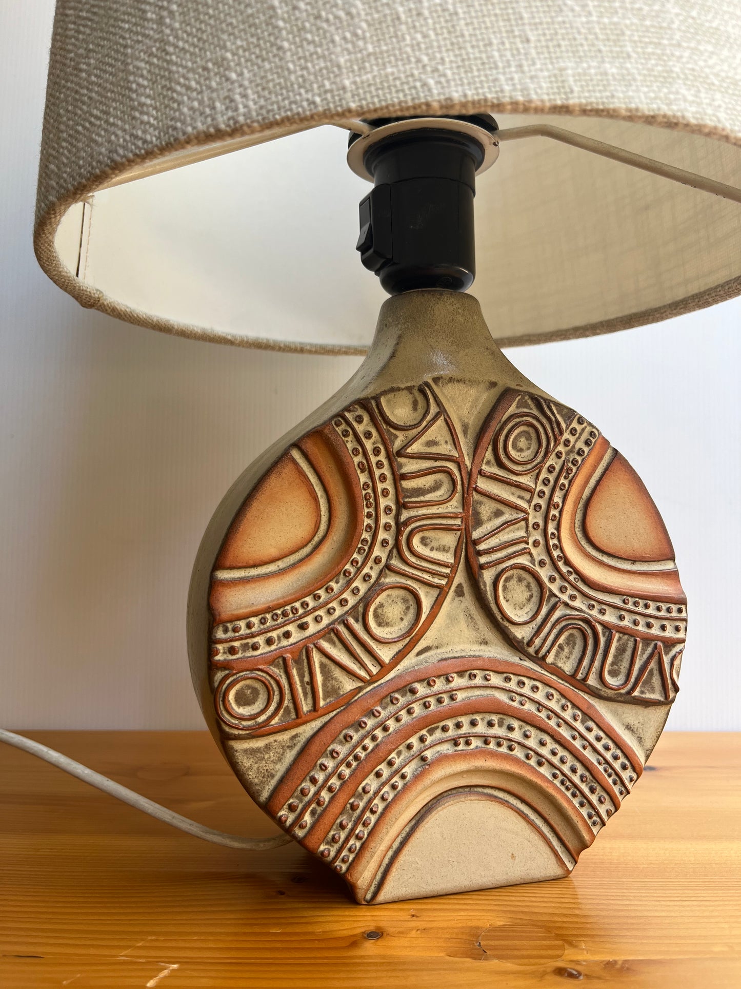 Lampe à poser en céramique double décor
