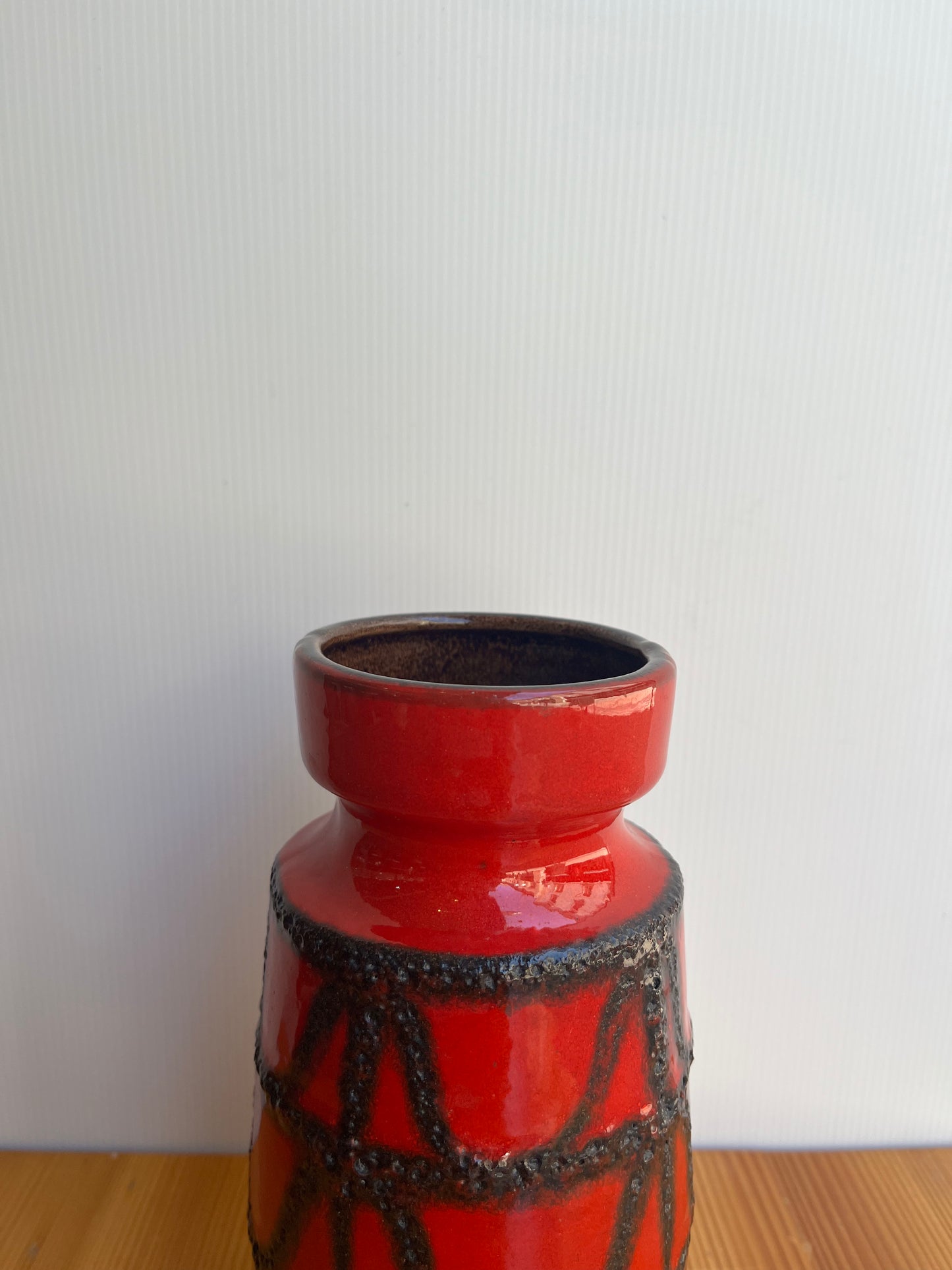 Vase W. Germany 242-22
