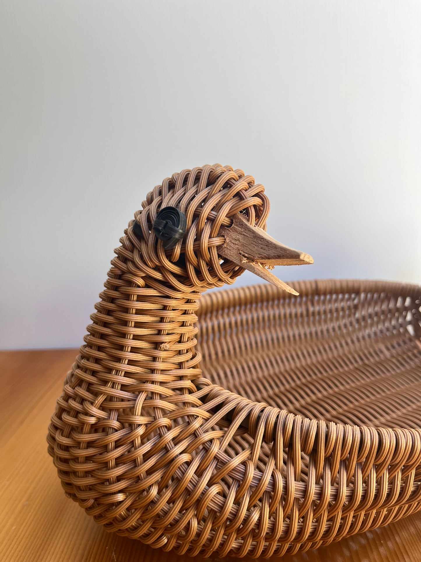 Corbeille tissée en plastique canard