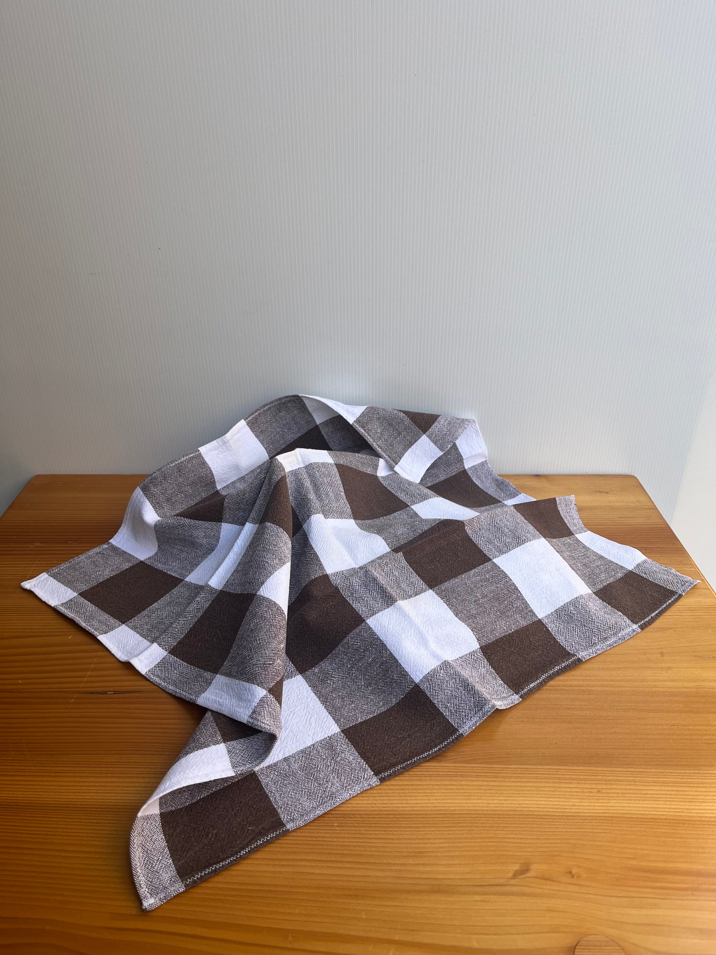 Lot de 6 serviettes de table à carreaux marron