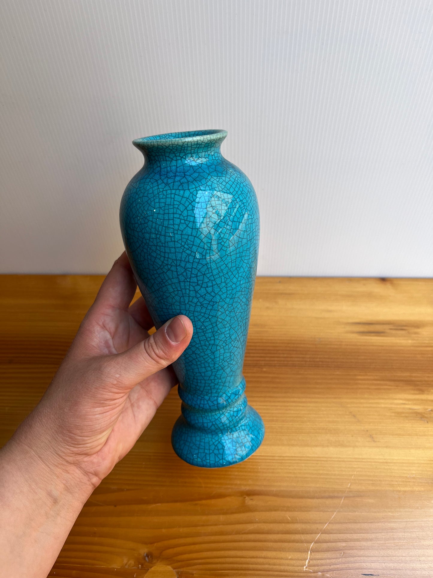 Vase à col émail bleu craquelé