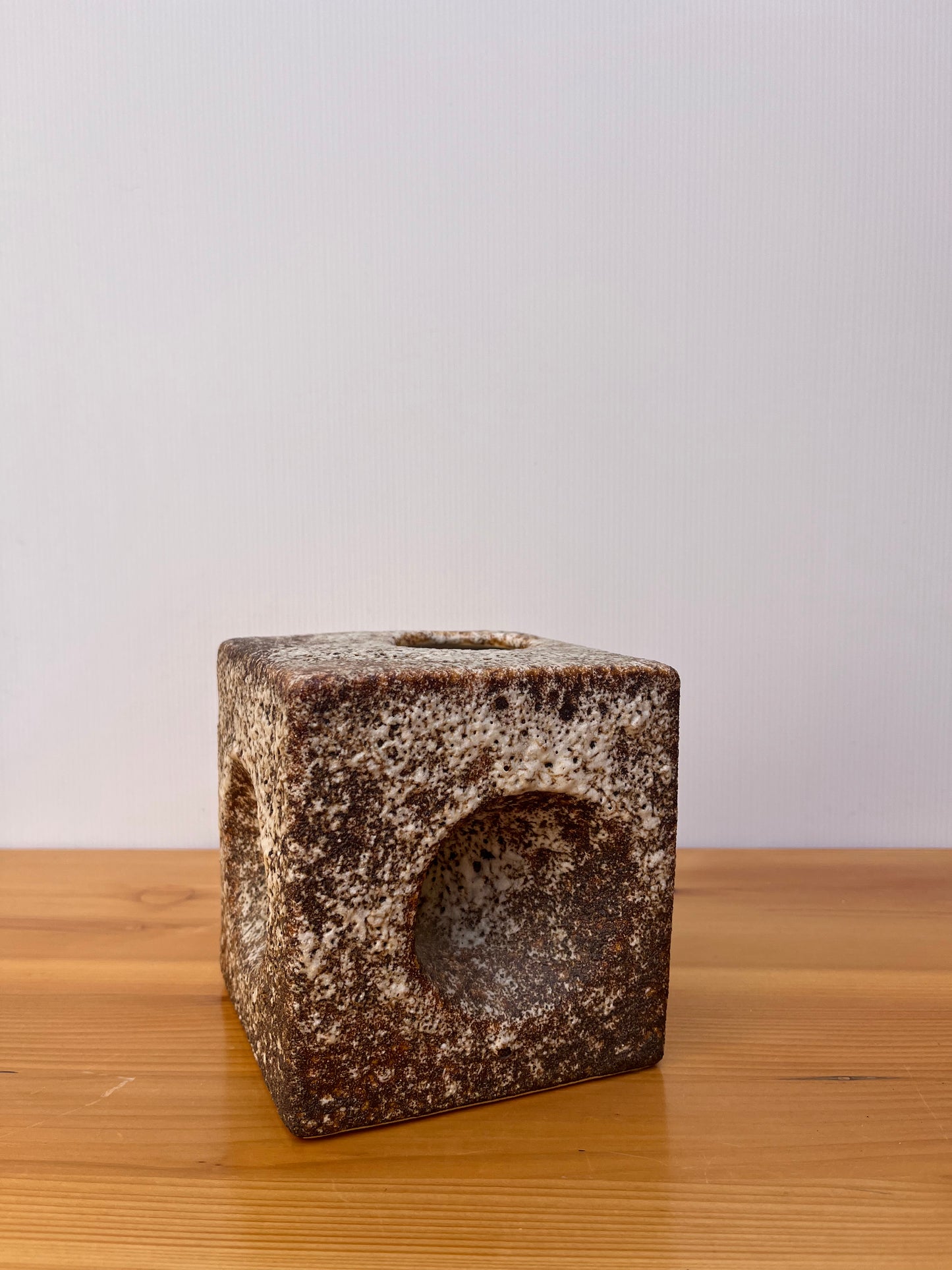 Vase carré en céramique "fat lava", années 60
