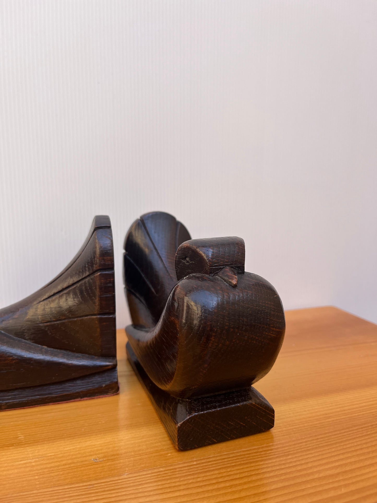 Paire de serres livres en bois